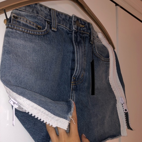 Carmar Denim Zipper skirt - Picture 2 of 4